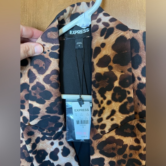 Express women’s leopard blazer - Picture 4 of 5